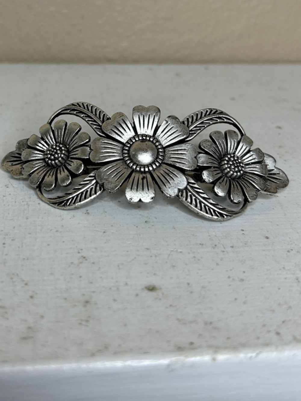 SILVER Daisy Floral Hair Barrette in Silver Tone